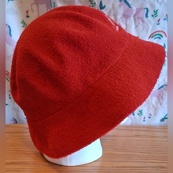 NWOT Y2K Kangol Scarlet Red Terry  Bermuda Casual Unisex Preppy Bucket Hat Cap main image 4